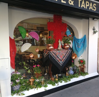 Tole's Plaza Bar restaurante